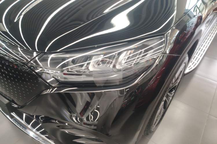 Used Mercedes-Benz EQE SUV 2024 500 4MATIC Luxury Edition Left Front Headlight