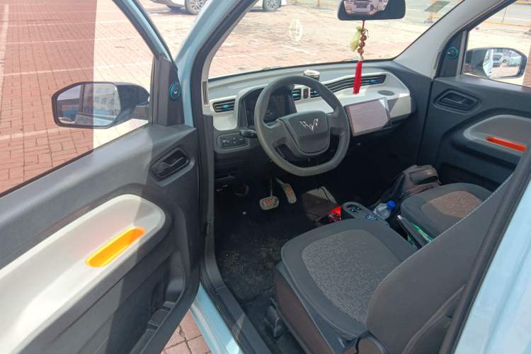 Used Wuling Hongguang MINIEV 2020 Freedom Version Lithium Iron Phosphate
