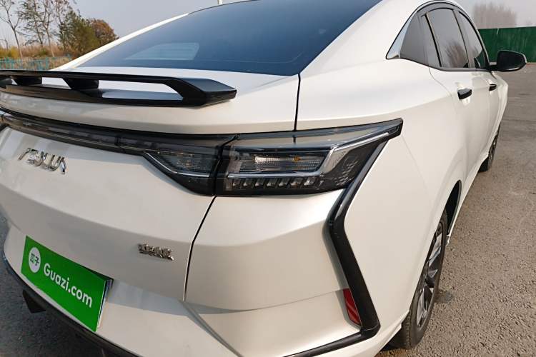 Used Dongfeng Aeolus Yixuan 2023 Mach Edition 1.5L Automatic Chasing Wind Version
