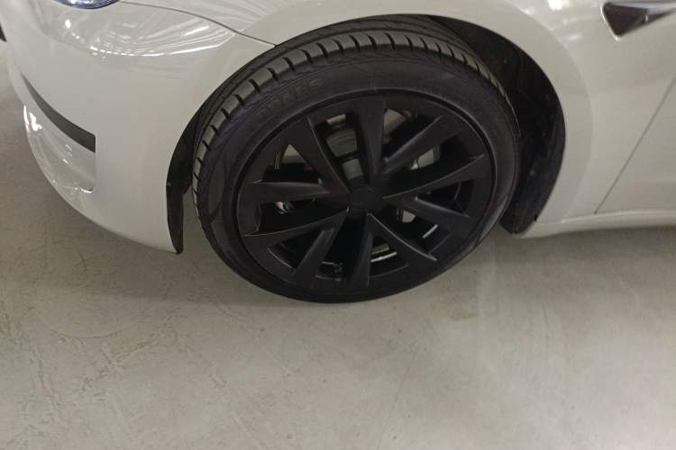 Used Tesla Model 3 2022 Rear-Wheel-Drive Version Left Front Wheel Hub