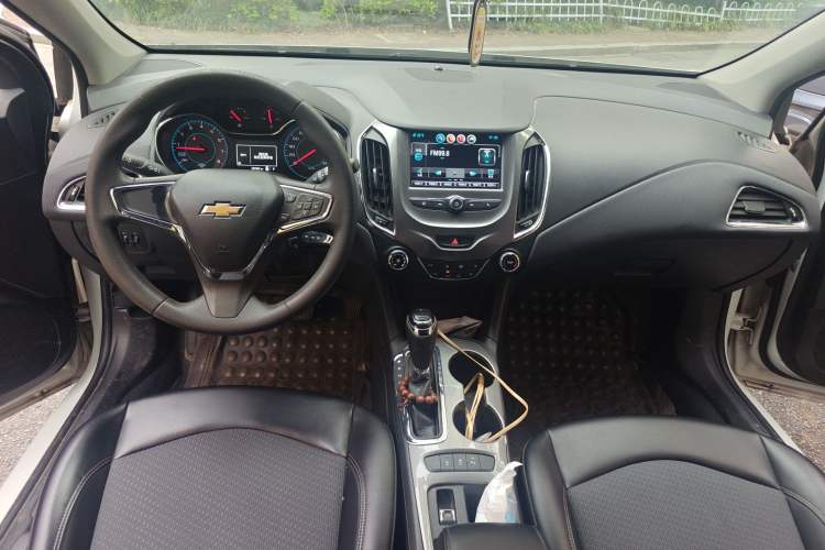 Used Chevrolet Cruze 2017 1.5L Automatic Xuanfeng Edition
