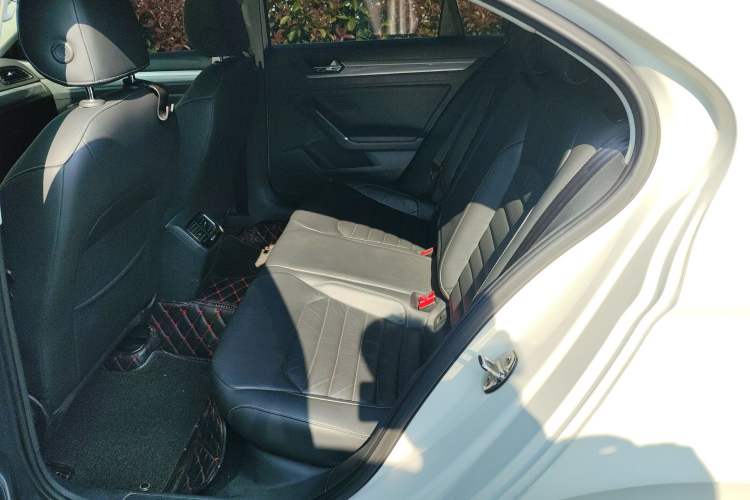 Used Volkswagen Lamando 2017 280TSI DSG Comfort Edition
