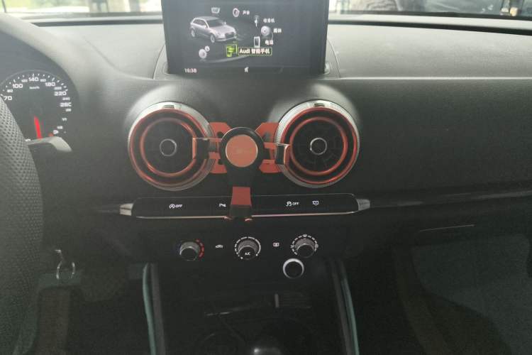 Used Audi A3 2018 30th Anniversary Edition Sportback 35 TFSI Fashion Model
