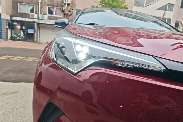 Used Toyota IZOA 2020 2.0L Yi Xiang CARE