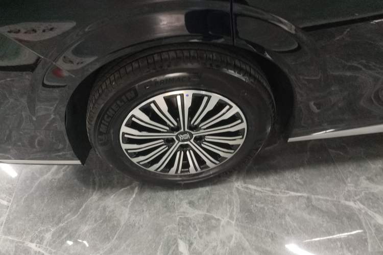 Used BYD Xia 2025 DM-i 1.5T 180km Excellence Model