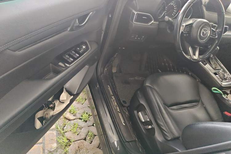 Used Mazda CX-8 2019 2.5L Two-Wheel Drive Prestige Version Driver Seat