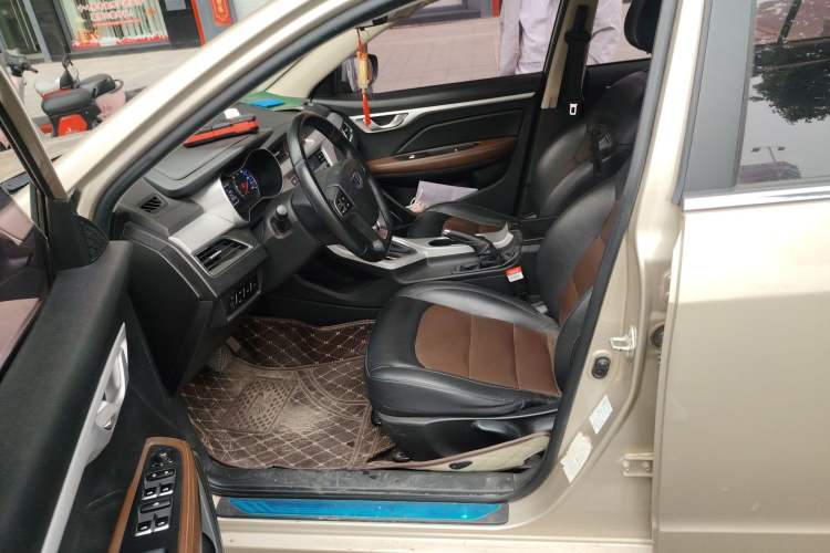 Used Geely Auto Vision 2019 Upgraded Model 1.5L CVT Prestige Version China VI Standard Left Front Seat