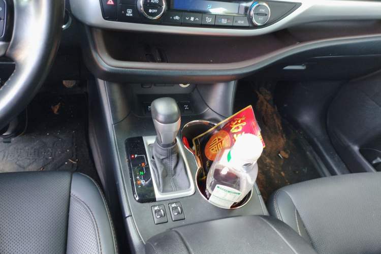 Used Toyota Highlander 2021 2.0T Four-Wheel Drive Luxury Edition 7 Seats
