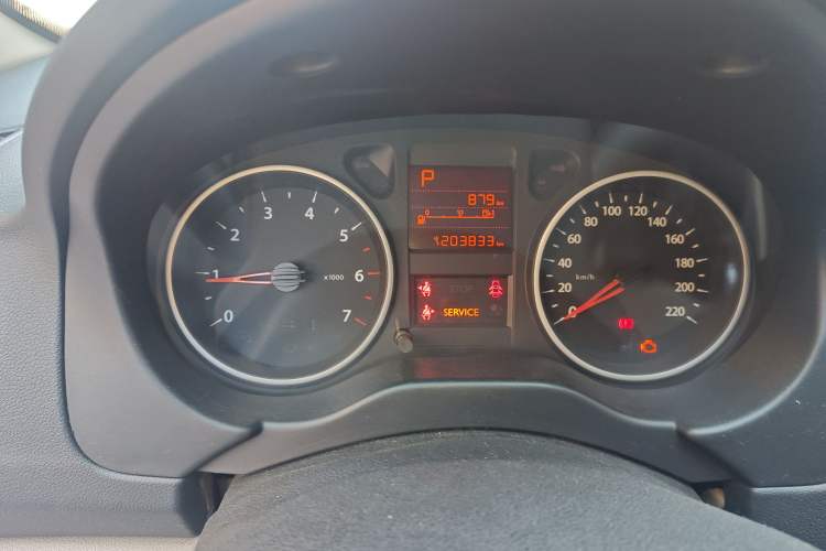 Used Dongfeng Aeolus L60 2015 1.8L Automatic New Enjoyment Model
