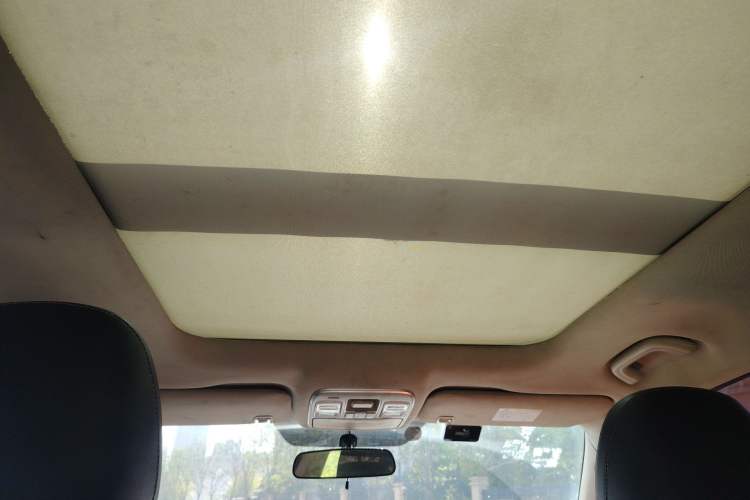 Used Geely Auto Emgrand X7 Sport 2018 Revised Version 1.8TD Automatic Two-Wheel Drive Smart Connectivity 4G-Enabled Edition
