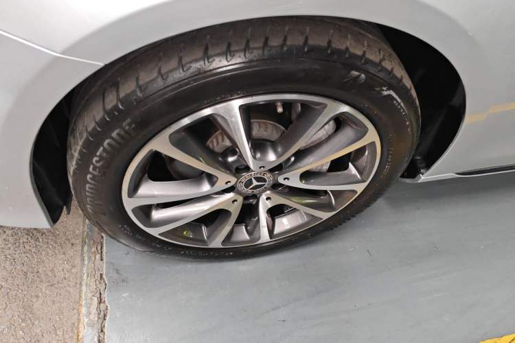 Used Mercedes-Benz E-Class 2019 Restyled E 300 L Luxury Edition
