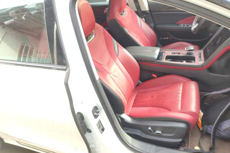 Used Hongqi H6 2023 2.0T Zhiyi Version
