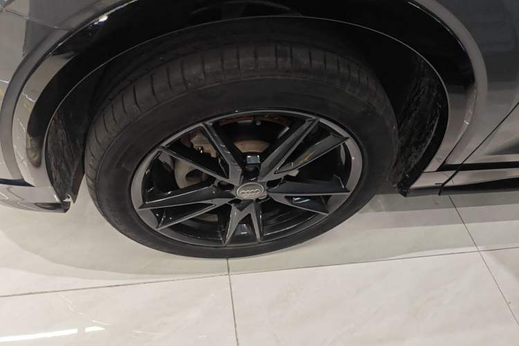 Used Audi Q2L 2021 35 TFSI Progressive Dynamic Edition
