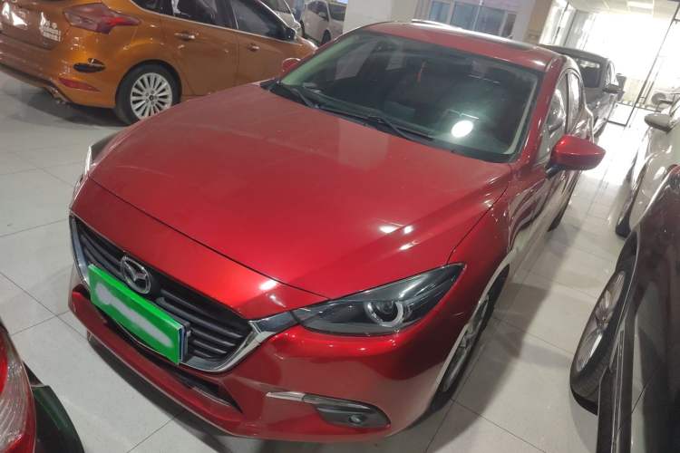 Used Mazda 3 Axela 2017 Hatchback 1.5L Automatic Luxury Model Emission Standard China V