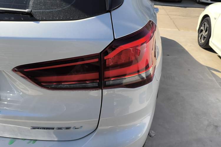 Used BMW X1 2022 sDrive25Li Leading Model
