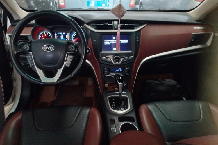 Used BYD G5 2014 1.5TID Automatic Flagship Model

