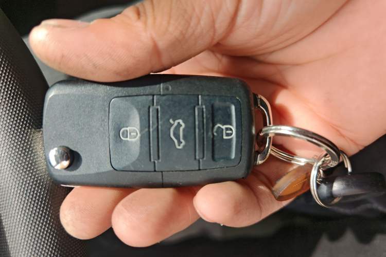 Used Wuling Hongguang MINIEV 2020 Zizai Version Lithium-NMC Vehicle Key