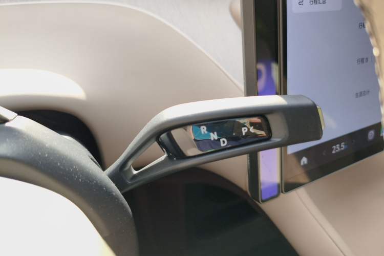 Used Xiaomi Auto YU7 2025 Ultra-Long Range High-Performance All-Wheel-Drive Max Edition
