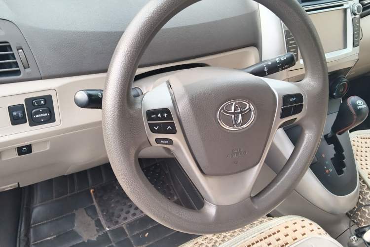 Used Toyota Verso 2011 180E CVT Elite Edition