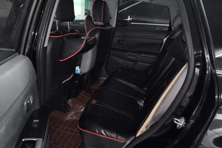 Used Peugeot 4008 2013 2.0L Two-Wheel Drive Luxury Version Left Rear Seat