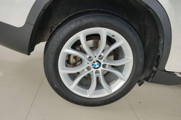 Used BMW X6 2017 xDrive28i
