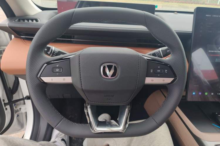 Used CHANGAN Eado PHEV 2025 Smart New Blue Whale 145KM Battleship Edition