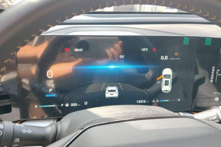 Used CHANGAN OSHAN X5 PLUS 2023 1.5T DCT Smart & Fun AI Edition
