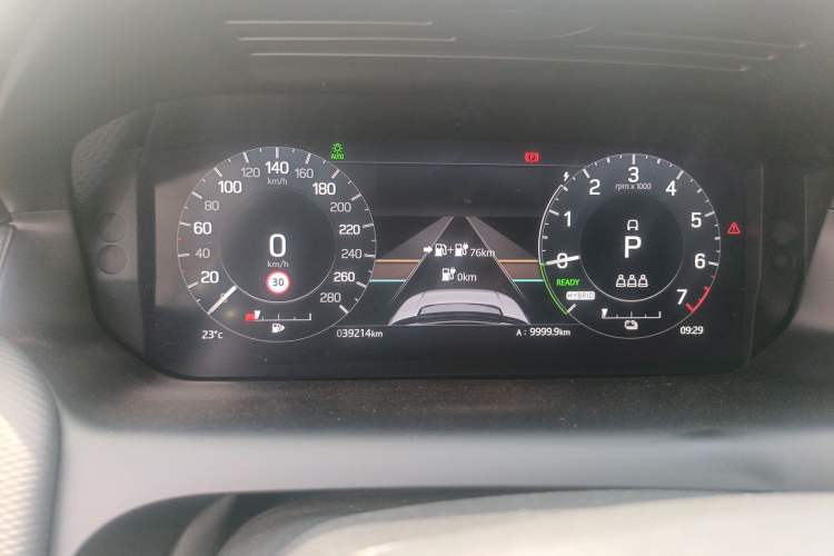 Used Land Rover Discovery Sport New Energy 2022 Facelifted P300e Plug-in Hybrid Electric Version
