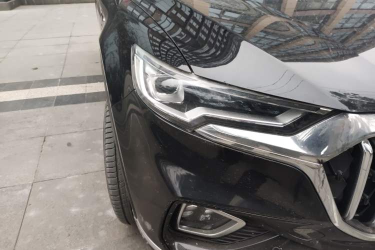 Used Hongqi HS5 2022 Revised Version 2.0T Smart Connect Flagship Edition Right Front Headlight