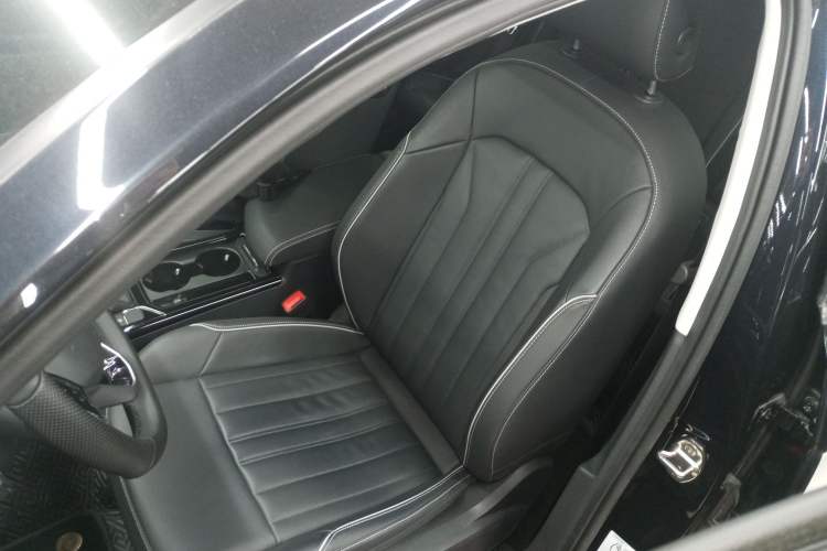 Used Volkswagen Passat 2023 330TSI Starry Elite Edition