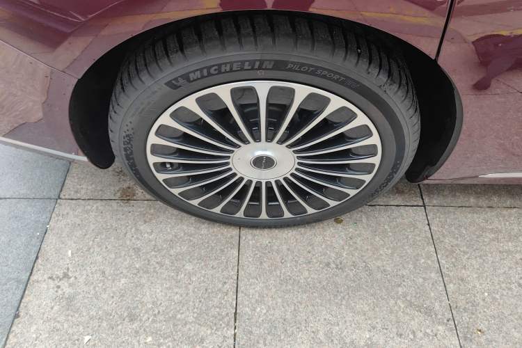 Used Hima Stelato S9 2025 Extended-Range Ultra
