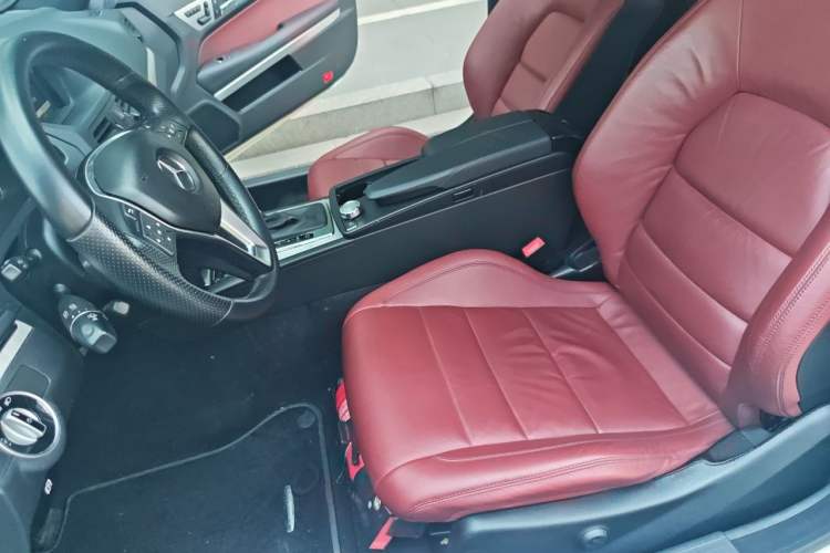 Used Mercedes-Benz E-Class 2012 E 260 CGI Coupe
