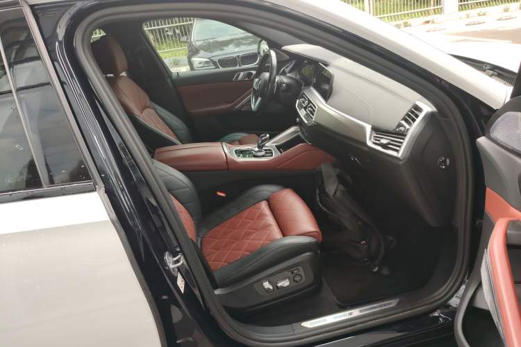 Used BMW X6 2022 Second Facelift xDrive40i Luxury Version M Sport Package