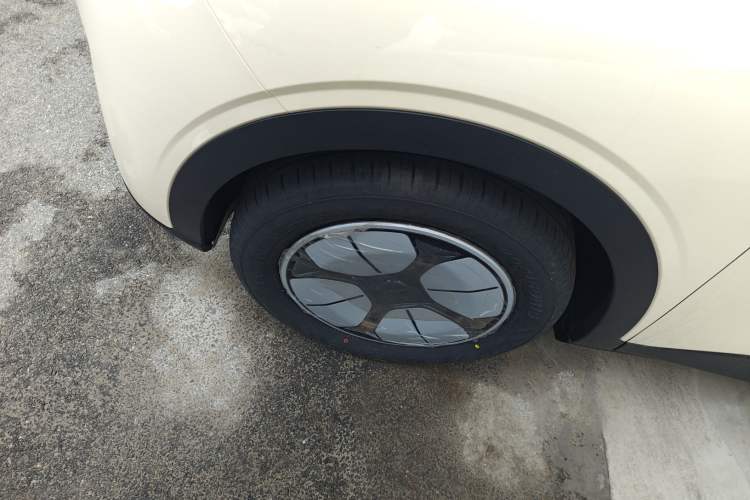 Used Geely Galaxy Geome 2025 310km Youth Edition
