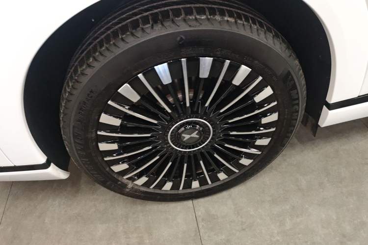 Used XPeng X9 2025 740 Ultra-Long Range Max