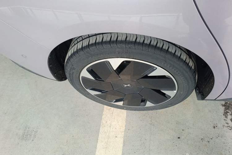 Used XPeng MONA M03 2025 600 with Ultra-Long Range Max Exterior 5