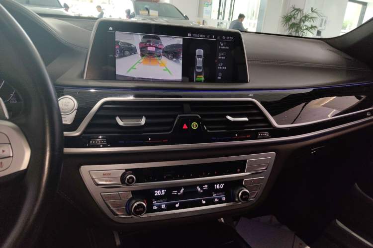 Used BMW 7 Series 2021 730Li M Sport Package Audio And AC Panel