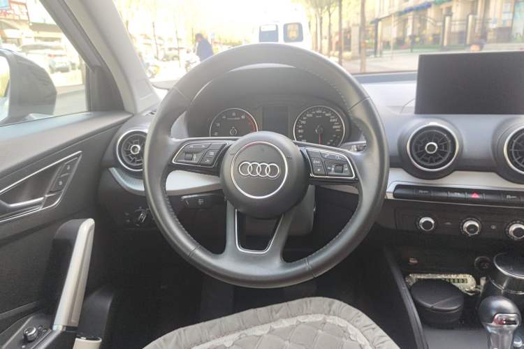 Used Audi Q2L 2020 35 TFSI Ambition Dynamic Edition

