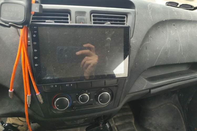 Used CHANGAN KAICHENG Ruixing M60 2019 1.5L Business Version China VI 6-Seater DAM15KR Audio And AC Panel