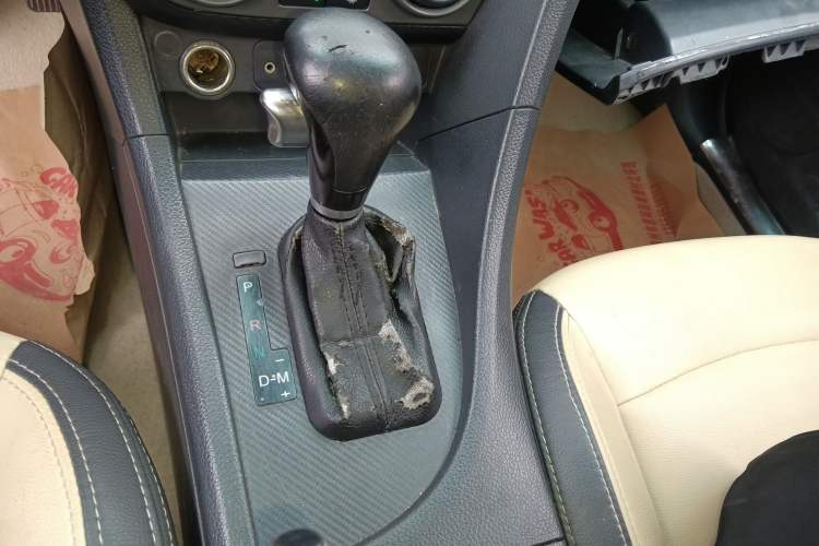 Used Haima Fumei 2015 1.6L Automatic Prestige Model Gear Lever
