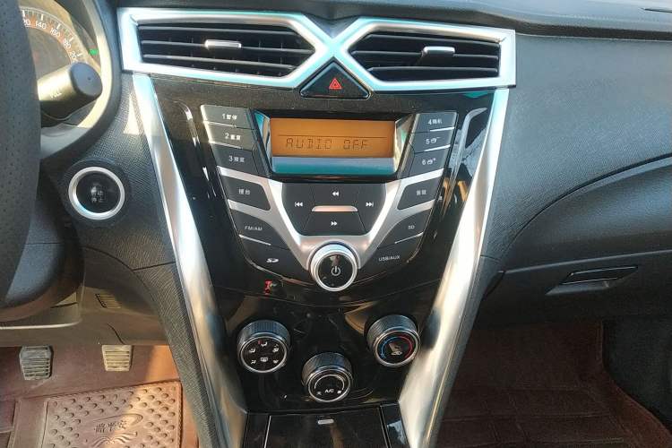 Used BYD F3 2020 1.5L Manual Value Edition Audio And AC Panel