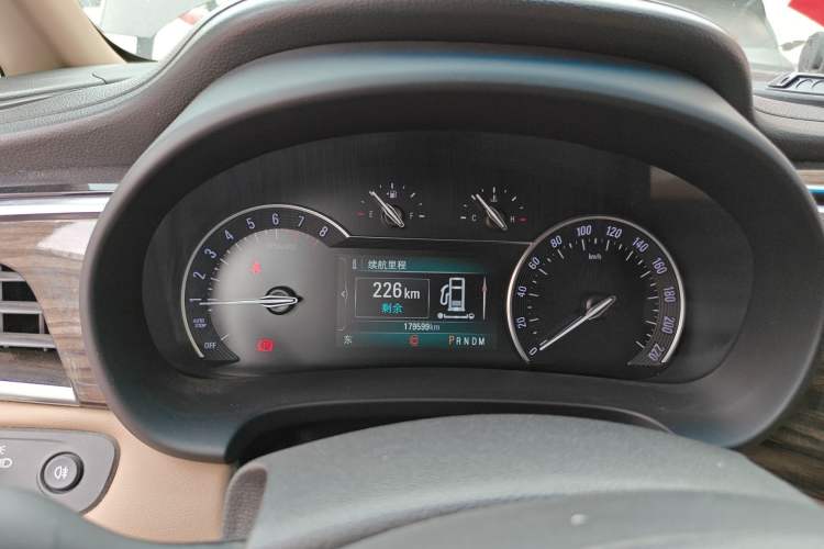 Used Buick GL8 2017 ES 28T Premium Version China V Standard Instrument Cluster