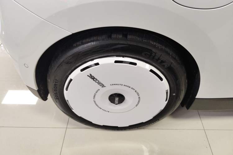 Used MINI Electric MINI COOPER 2025 Model Facelift 466km COOPER E Classic Style
