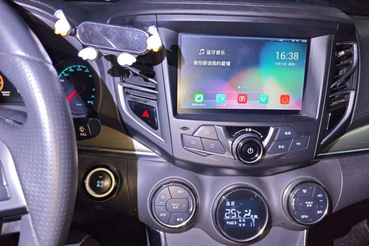 Used BYD Song New Energy 2017 Song DM 1.5TID All-Wheel Drive Luxury Model Audio And AC Panel