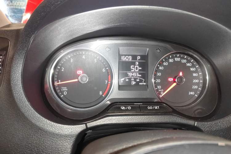 Used Volkswagen Polo 2016 1.6L Automatic Comfort Model Instrument Cluster