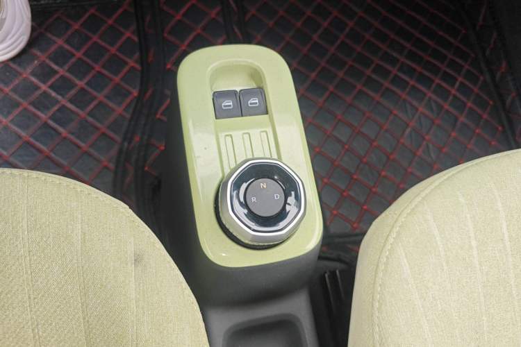 Used Geely Galaxy Panda 2024 Panda Mini 200km Endurance Bear