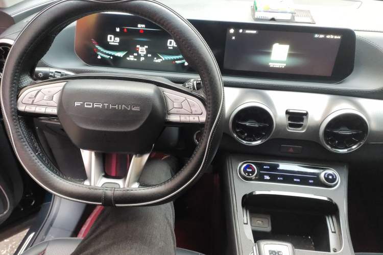 Used FORTHING T5 EVO 2021 1.5TD DCT Diamond Edition