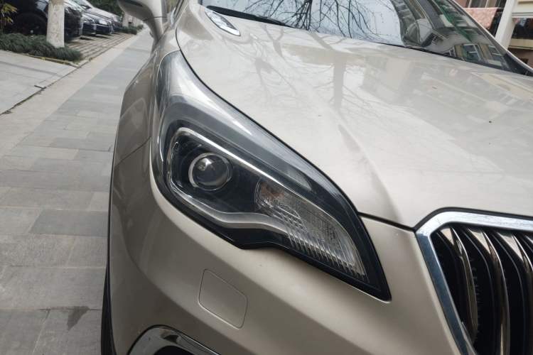 Used Buick Envision 2017 28T Four-Wheel Drive Elite Model
