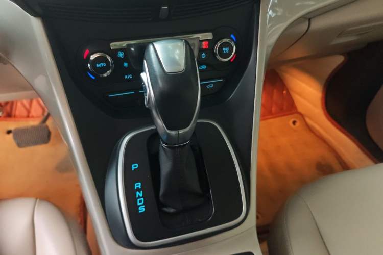Used Ford Kuga 2013 1.6L GTDi 4x4 Elite Model
