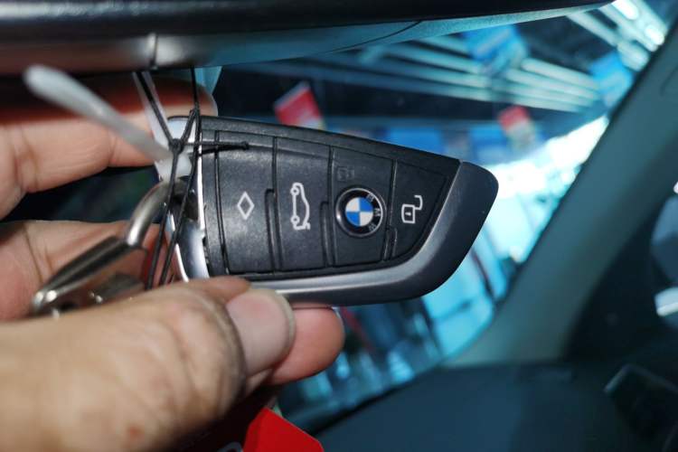 Used BMW 3 Series 2020 Facelifted 325Li M Sport Night Edition Package Vehicle Key